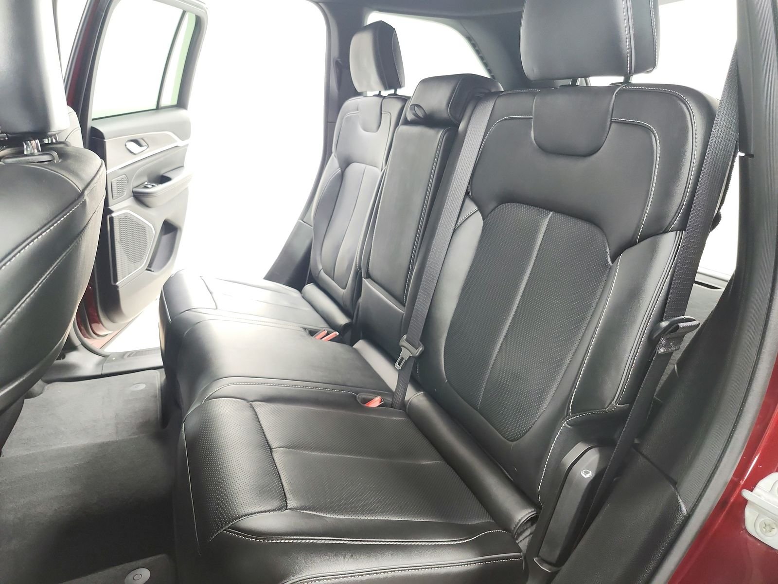 2023 Jeep Grand Cherokee Overland - Photo 42