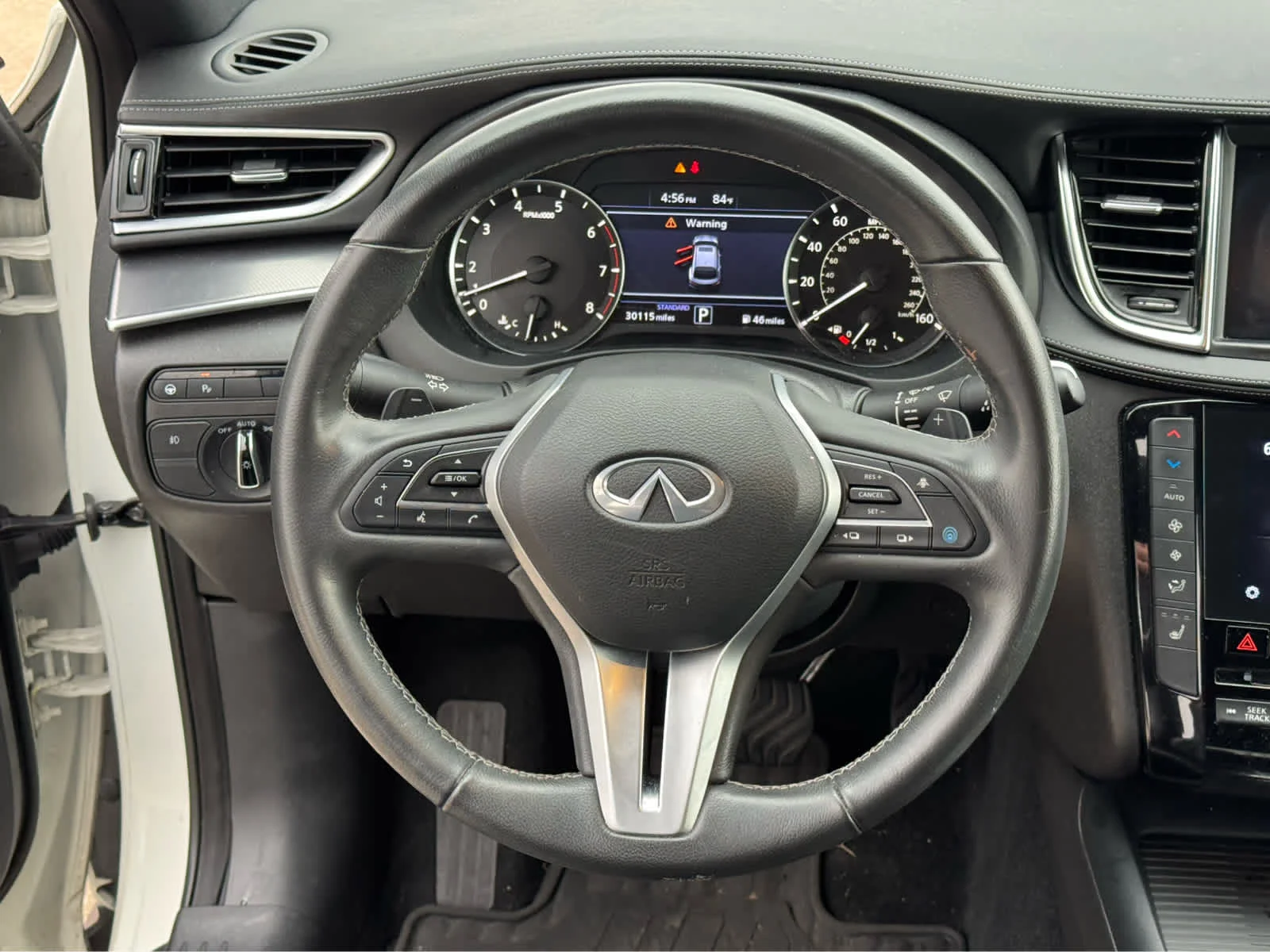 Certified Used 2023 Majestic White INFINITI LUXE image 22