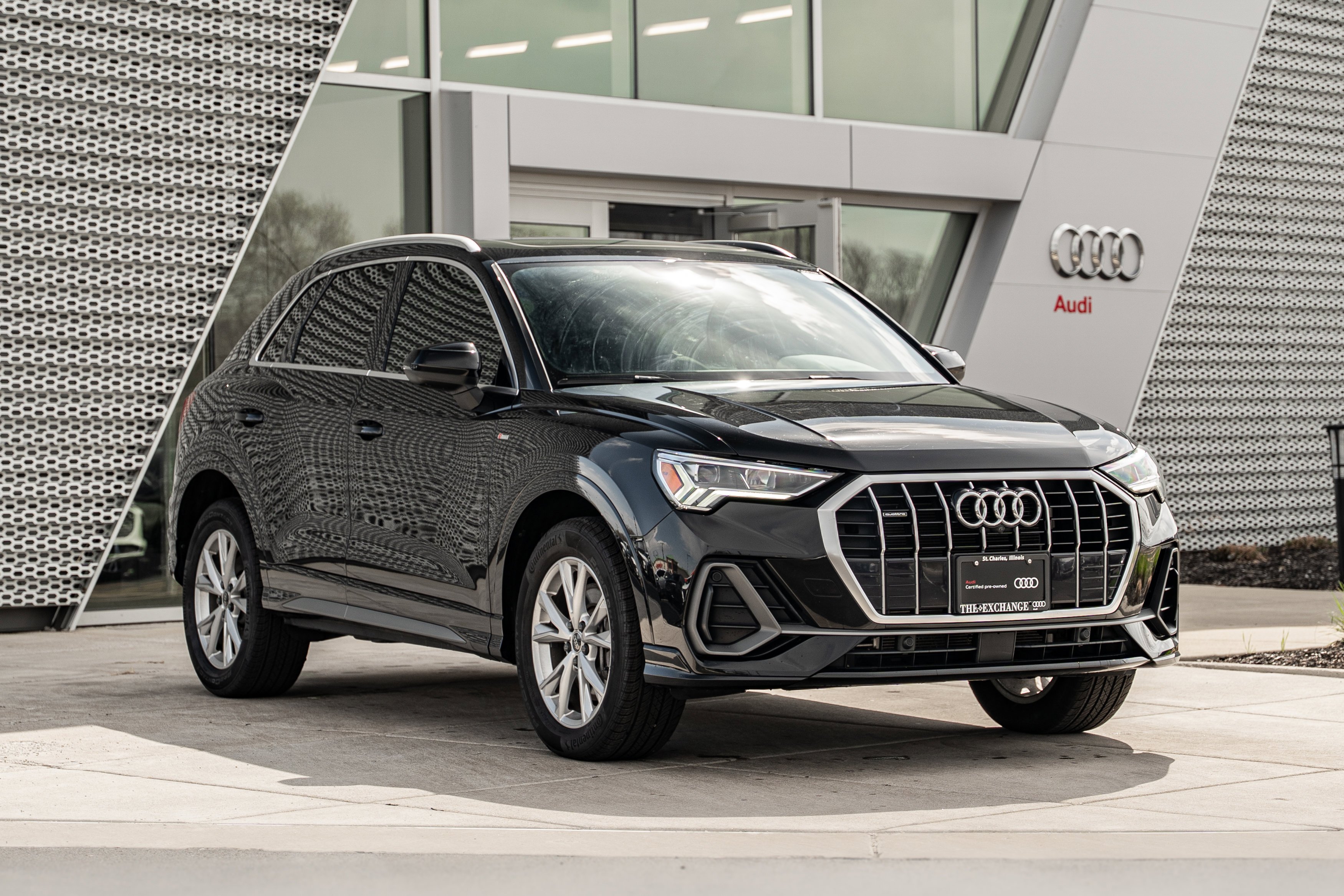 2023 Audi Q3 45 TFSI S Line Premium Plus quattro's photo