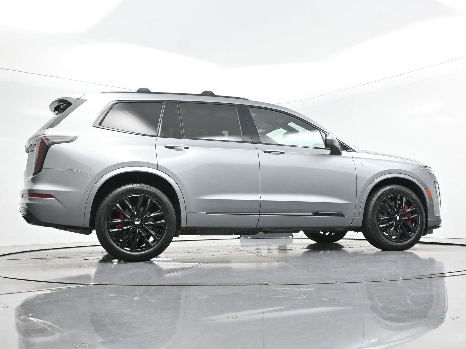 Used 2024 Argent Silver Metallic Cadillac Sport image 52