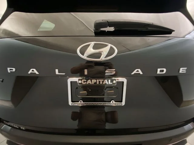 Used 2023 Black Hyundai XRT image 28