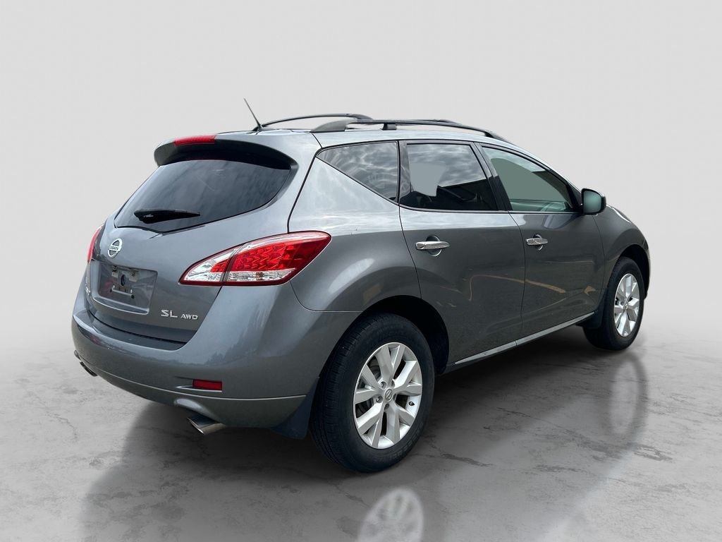 Used 2014 Gray Nissan SL image 5