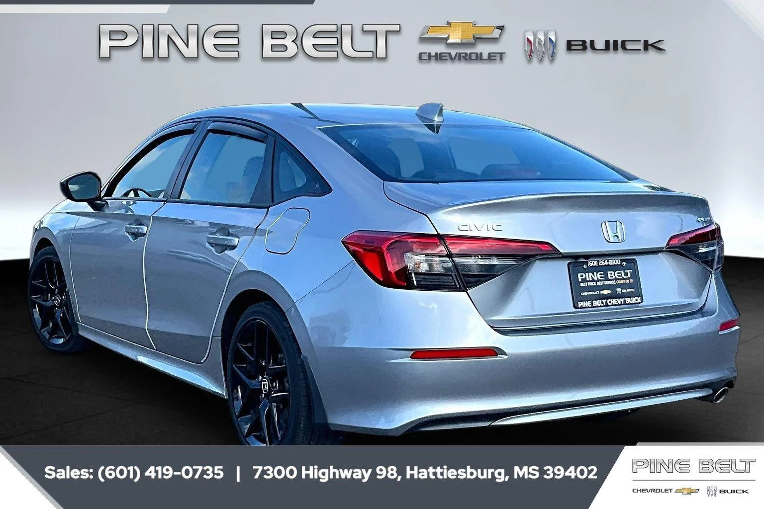 Used 2023 Lunar Silver Metallic Honda Sport image 2