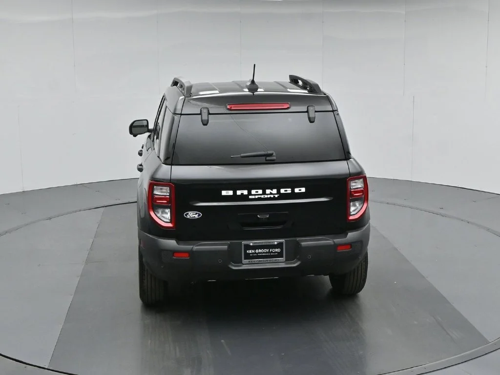 New 2026 Shadow Black Ford Outer Banks image 41