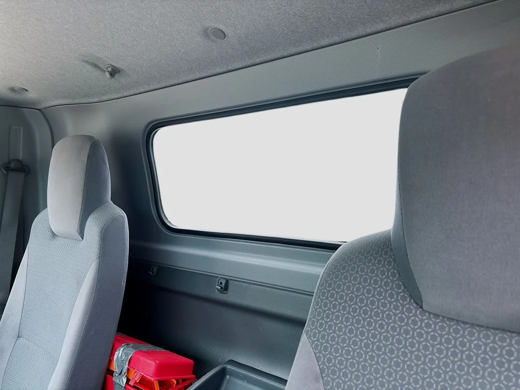Used 2019 White Isuzu 18