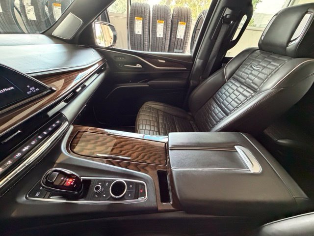 Used 2023 White Cadillac Premium Luxury Platinum image 24