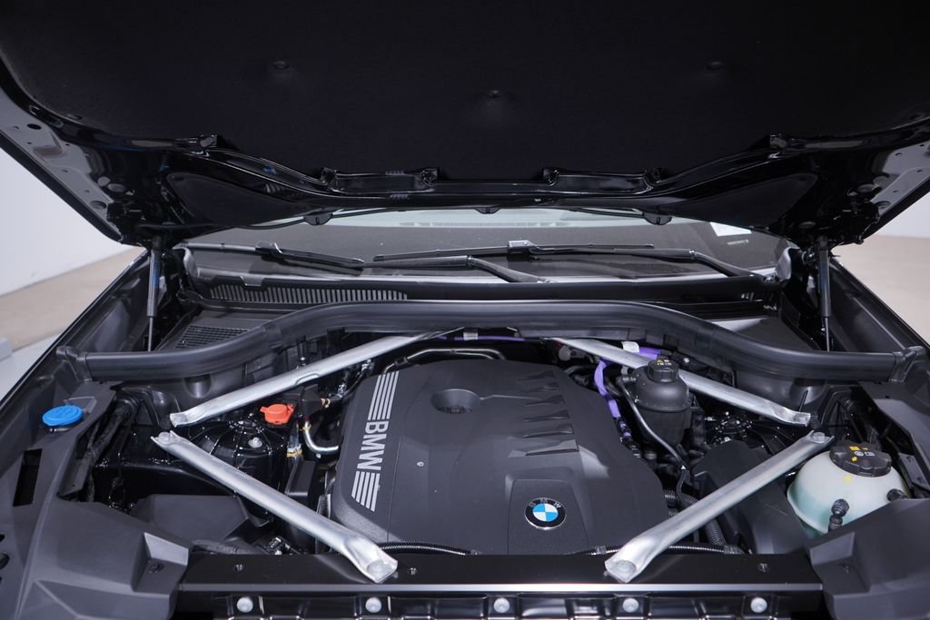 2026 BMW X5 40i - Photo 14
