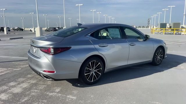 Used 2024 Silver Lexus 350 image 8