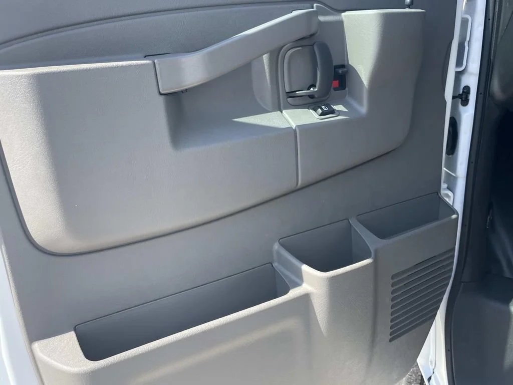 2026 Chevrolet Express Cargo Work Van - Photo 13