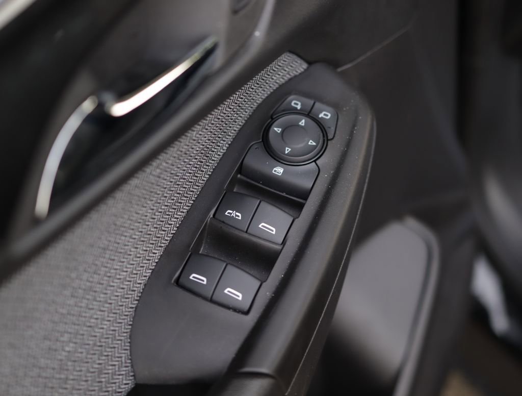Used 2025 Mosaic Black Metallic Chevrolet LT image 22
