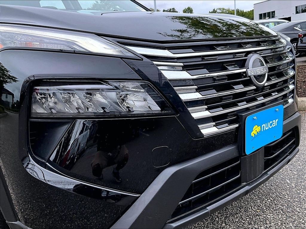 Used 2026 Black Nissan SV image 31