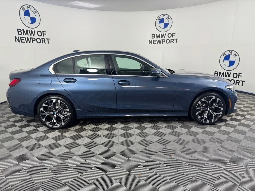 New 2026 Arctic Race Blue metallic BMW 330i xDrive image 5