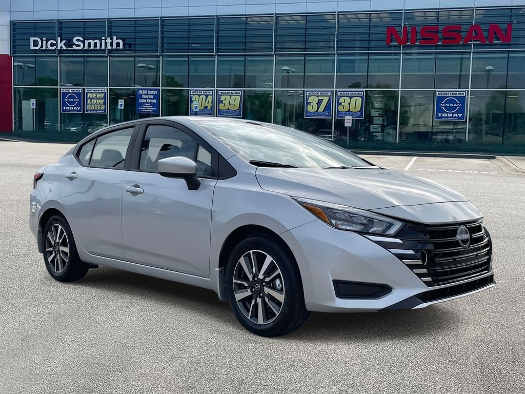 2025 Nissan Versa 1.6 SV CVT's photo