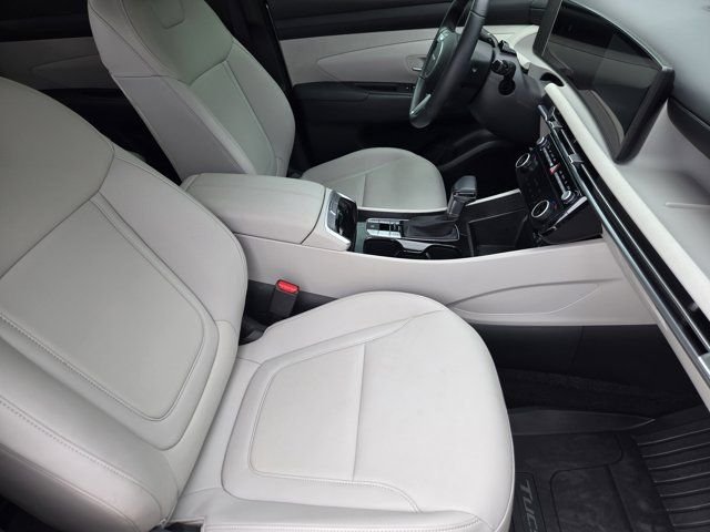 Certified Used 2025 Silver Hyundai SEL Convenience image 13