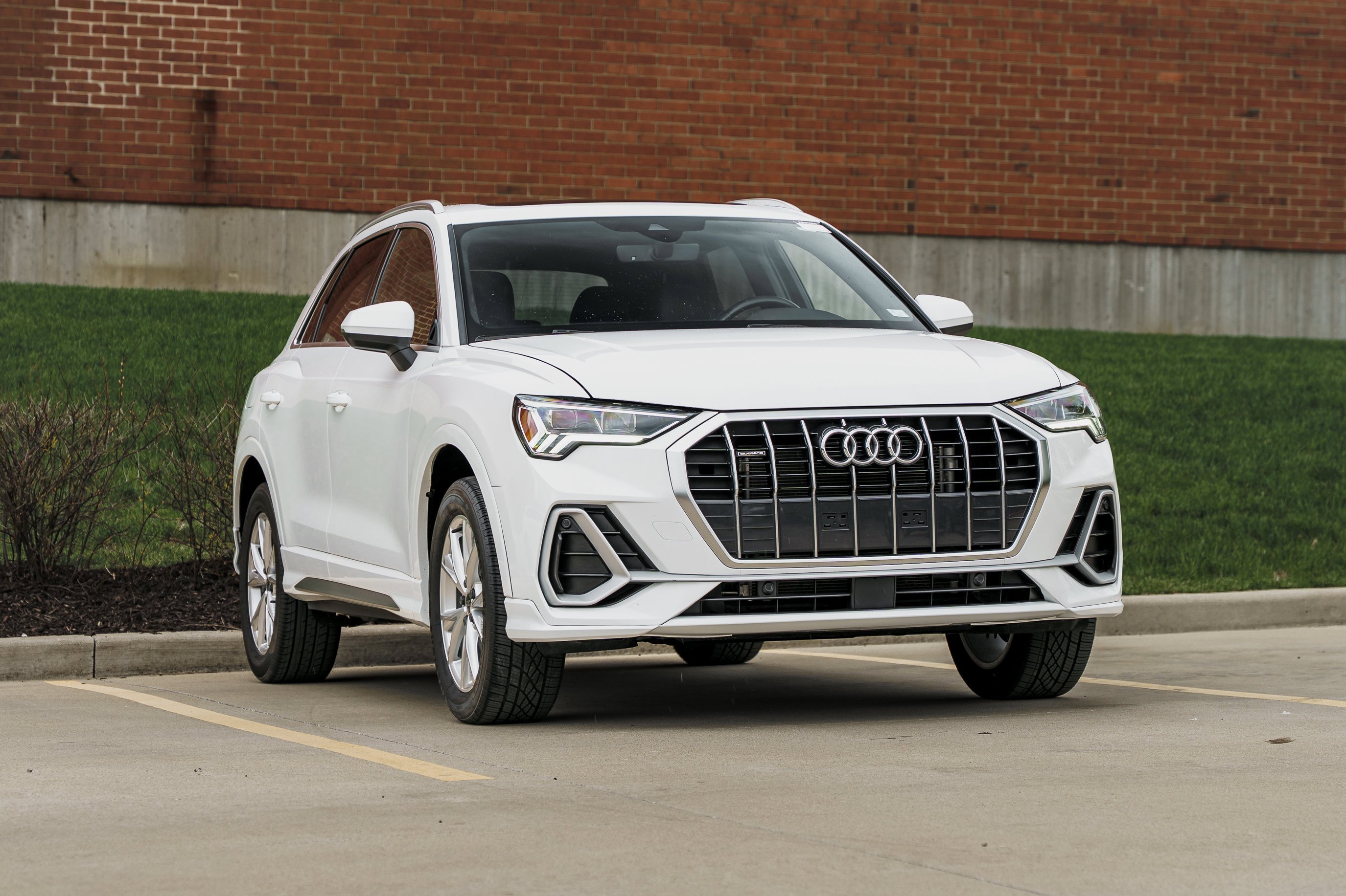 2024 Audi Q3 45 TFSI S Line Premium quattro's photo