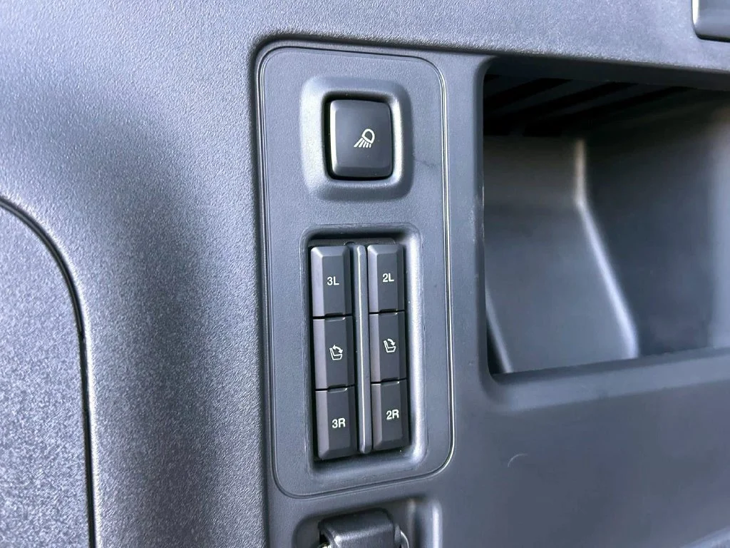 Used 2027 Black Metallic Ford Tremor image 15
