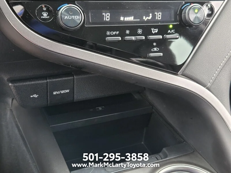 Used 2024 Ice Edge TOYOTA XSE AUTO image 19
