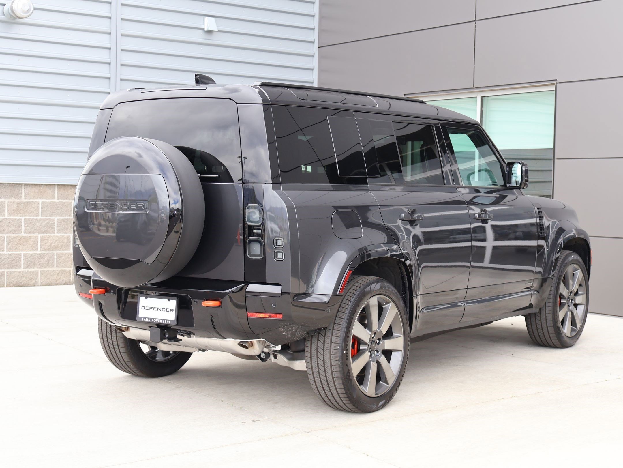 New 2026 Carpathian Grey LAND ROVER P400 X image 5