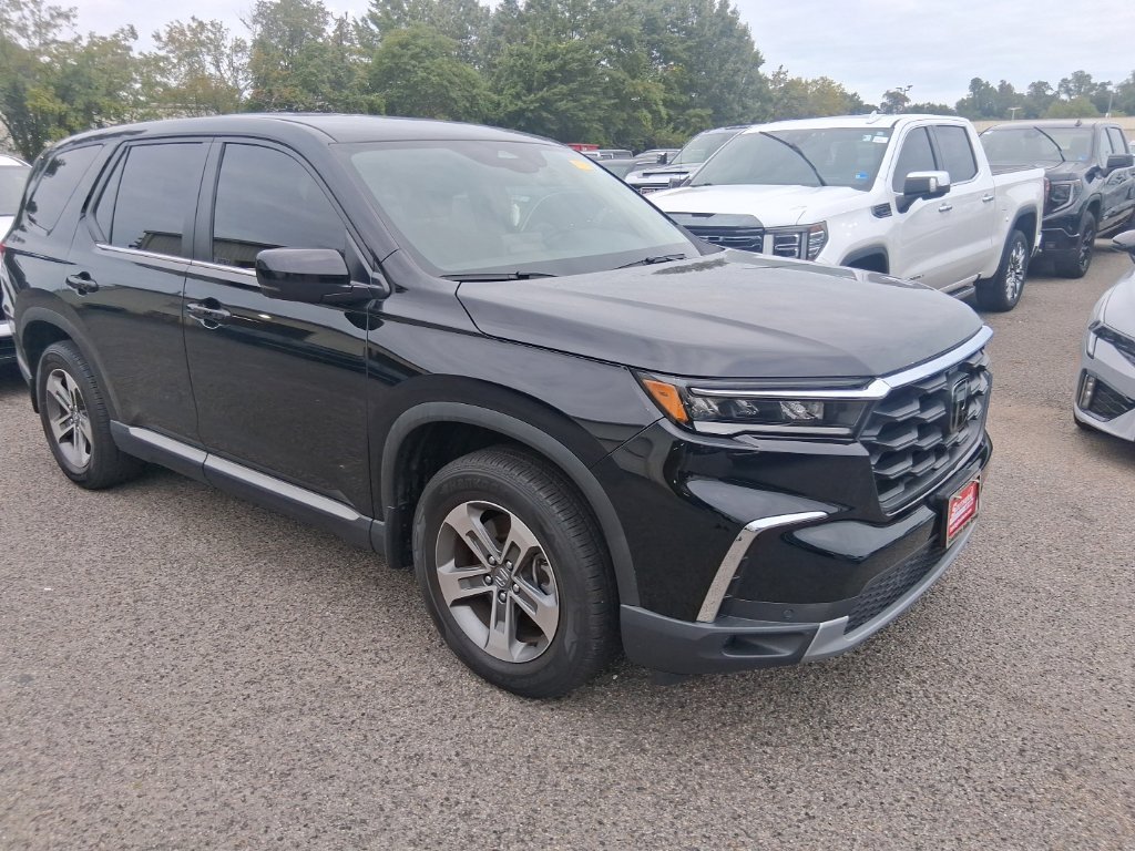 Used 2025  Honda EX-L image 3