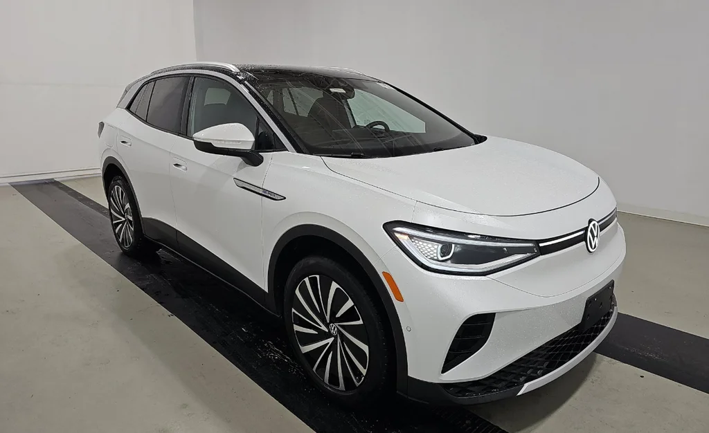 2023 Volkswagen ID.4 PRO S PLUS AWD's photo