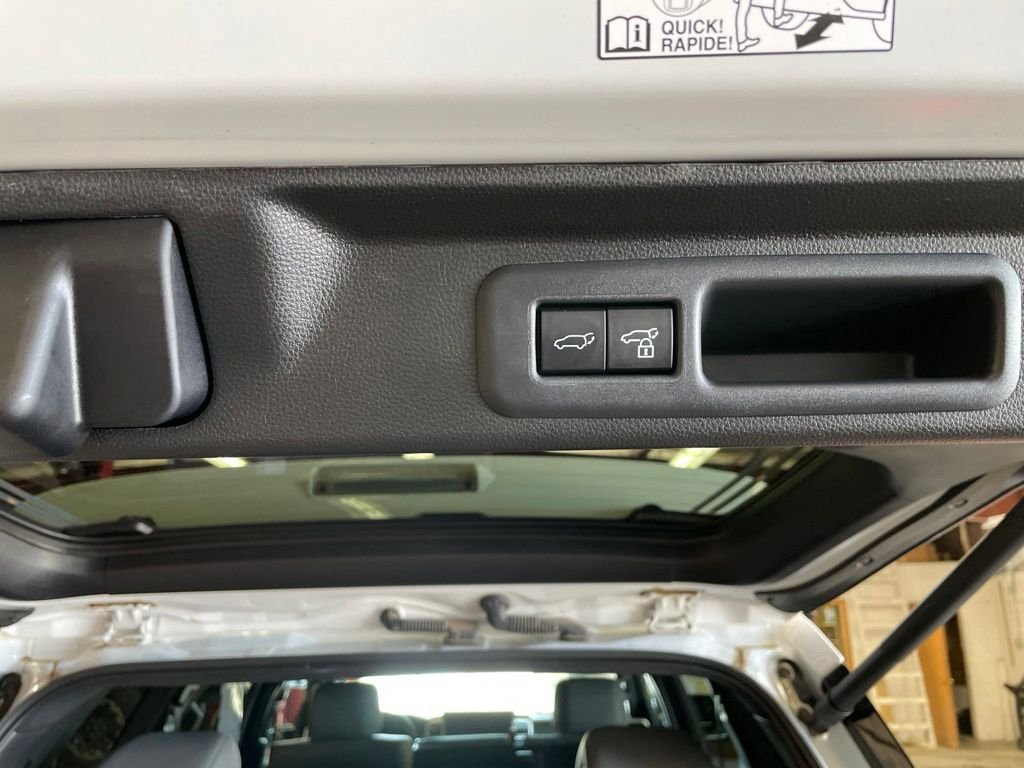 Used 2025 White Toyota SR5 image 30