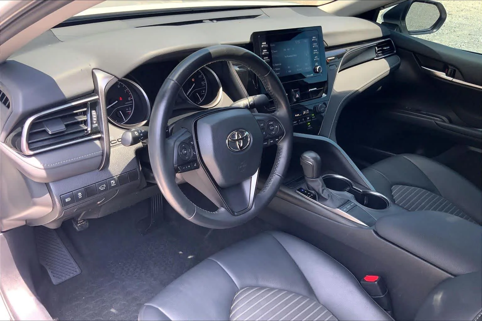 Used 2024 Ice Edge Toyota SE image 18