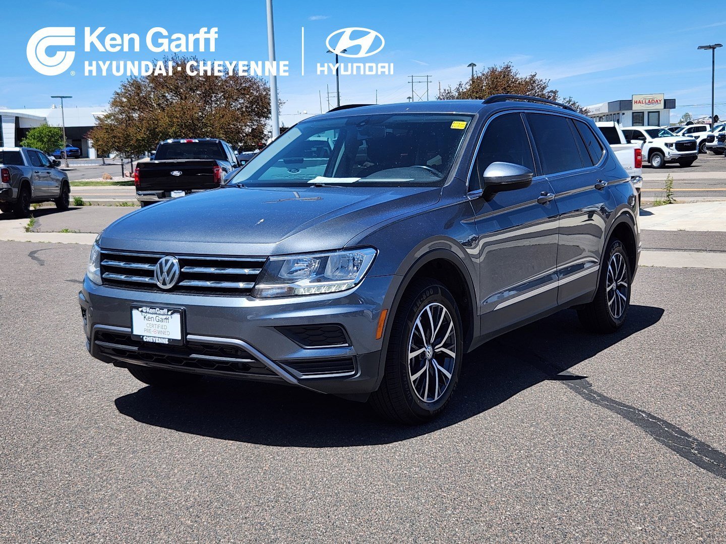 2020 Volkswagen Tiguan 2.0T SE 4Motion's photo