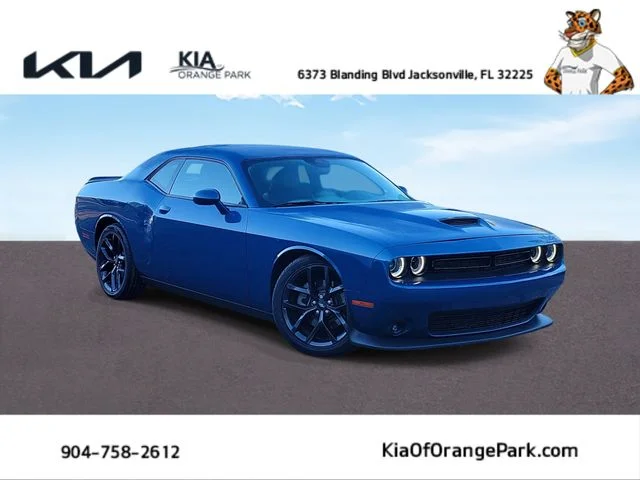 2022 Dodge Challenger GT Auto's photo