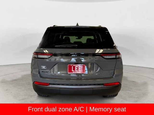 New 2027 Gray Jeep Limited image 4
