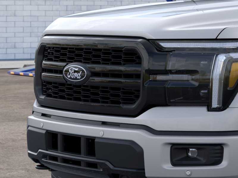New 2026 Iconic Silver Metallic Ford Lariat image 17