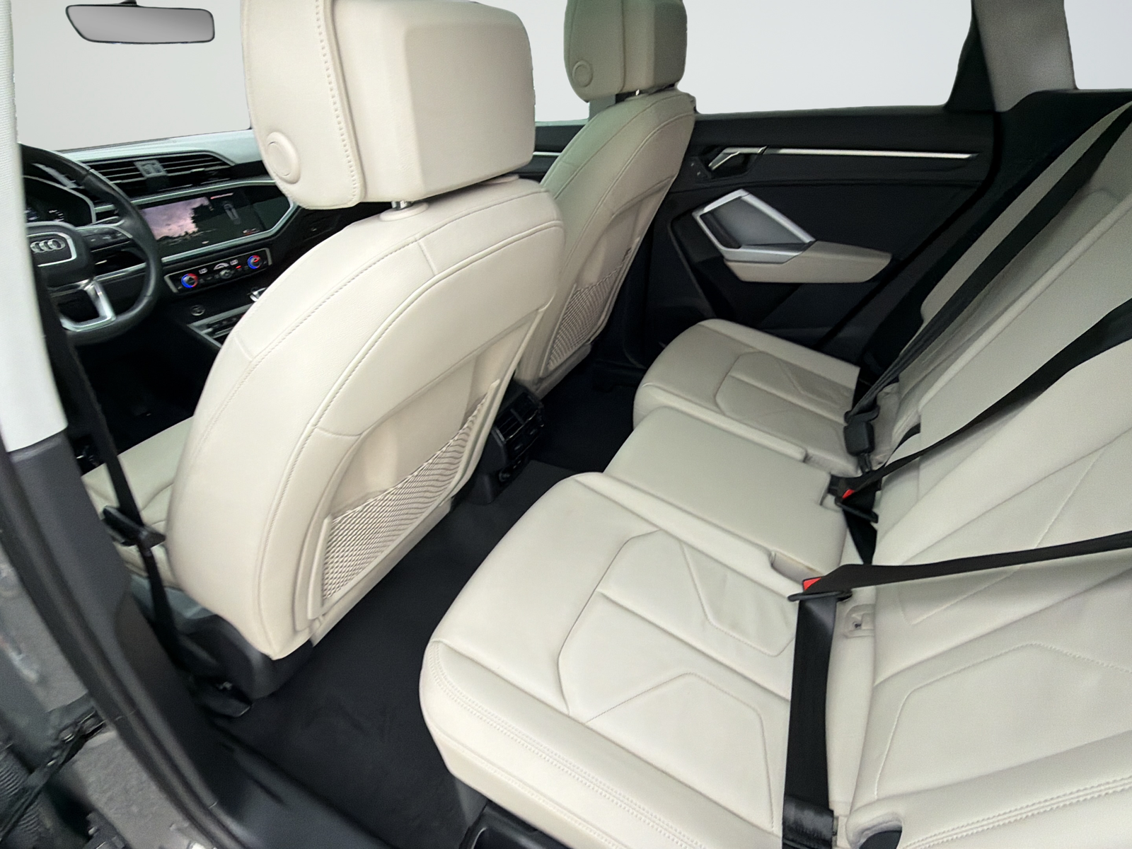 Used 2024  Audi Premium image 38
