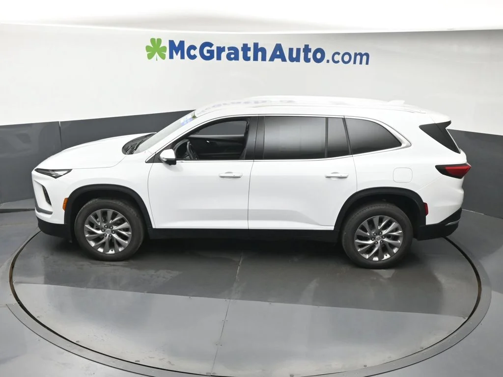Used 2026 White Buick Preferred image 26