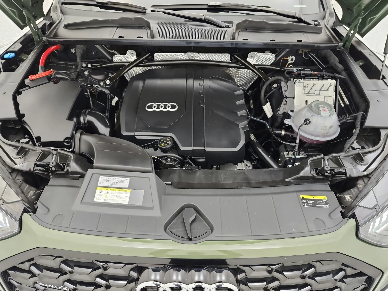Used 2023 District Green Metallic Audi S line Prestige 45 TFSI quattro image 17