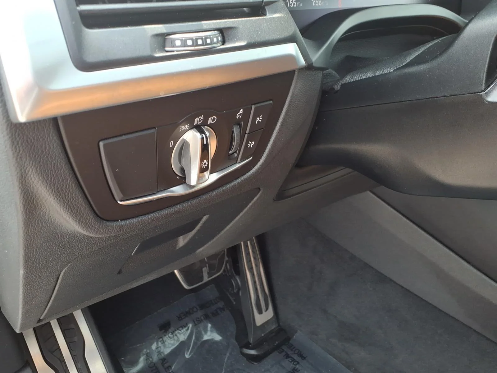 Used 2022 Alpine White BMW M40i image 28