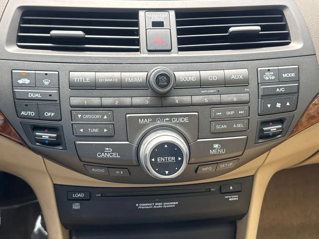 Used 2009 Crystal Black Pearl Honda EX-L image 24