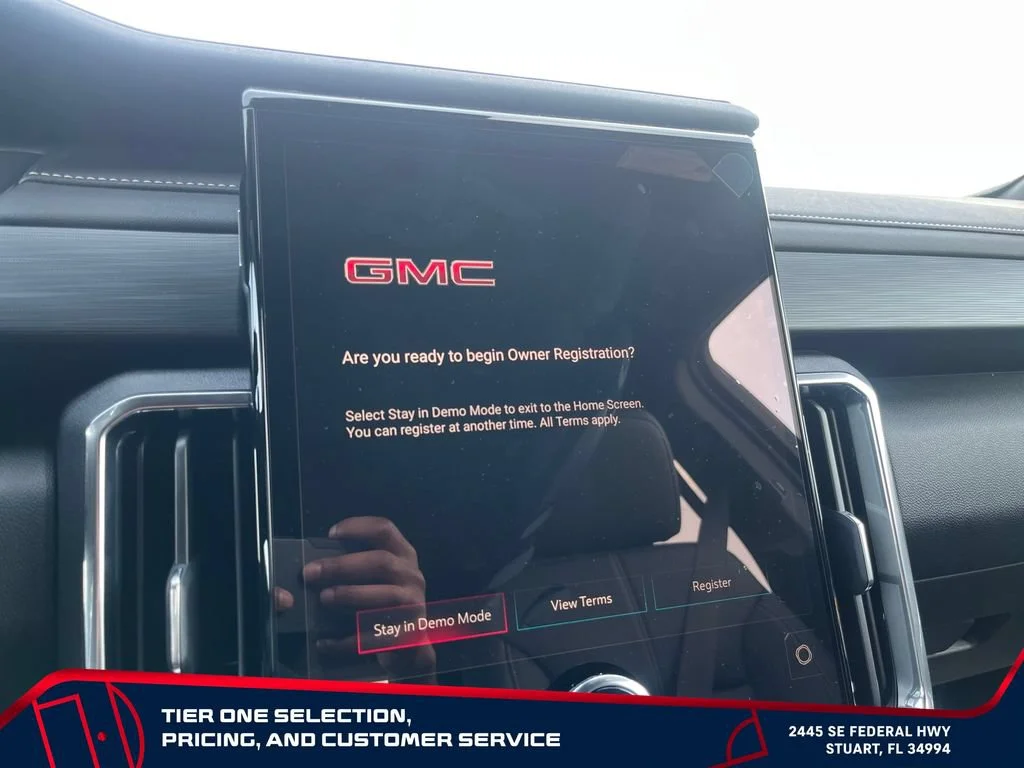 New 2026 Summit White GMC Elevation image 31