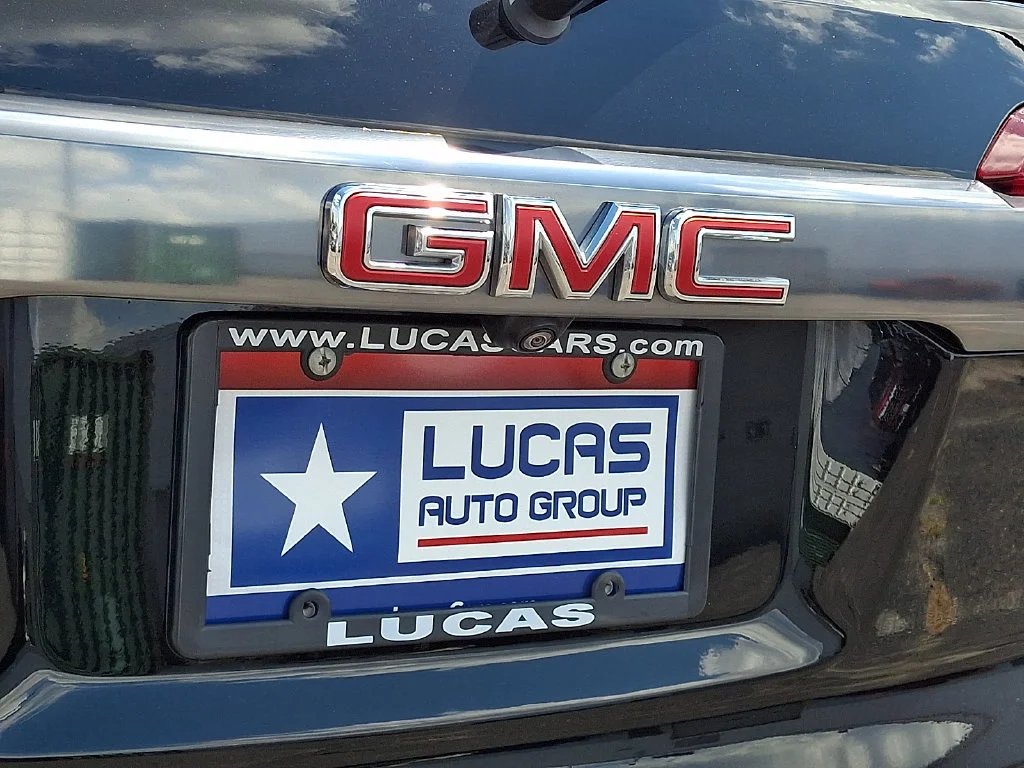 Used 2023 Ebony Twilight Metallic GMC AT4 image 32