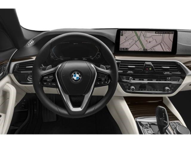 Used 2021 Glacier Silver Metallic BMW 530e image 10
