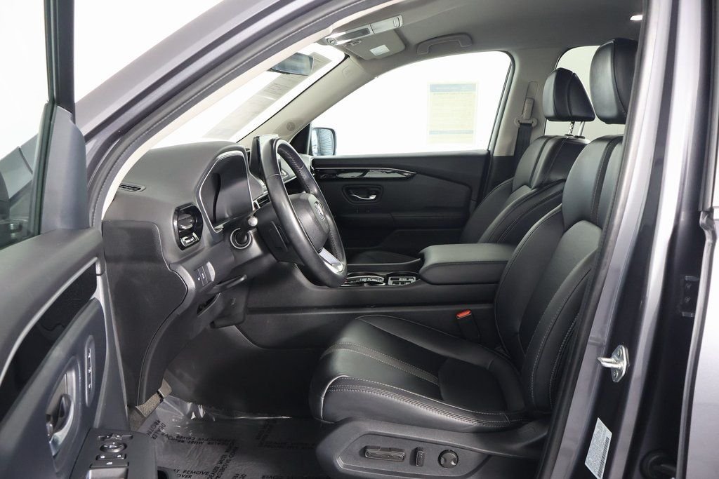 Used 2024 Modern Steel Metallic Honda EX-L image 10