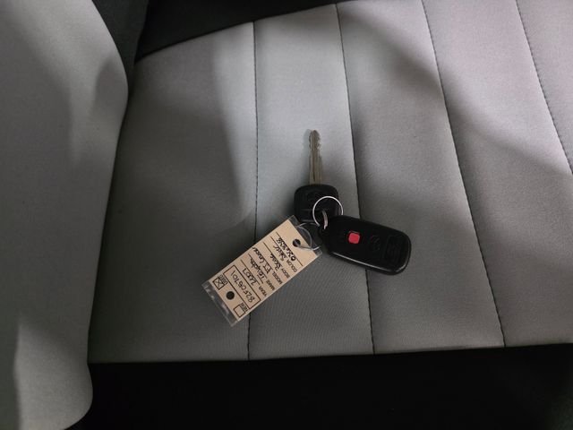 Used 2007 Silver Toyota Base image 9