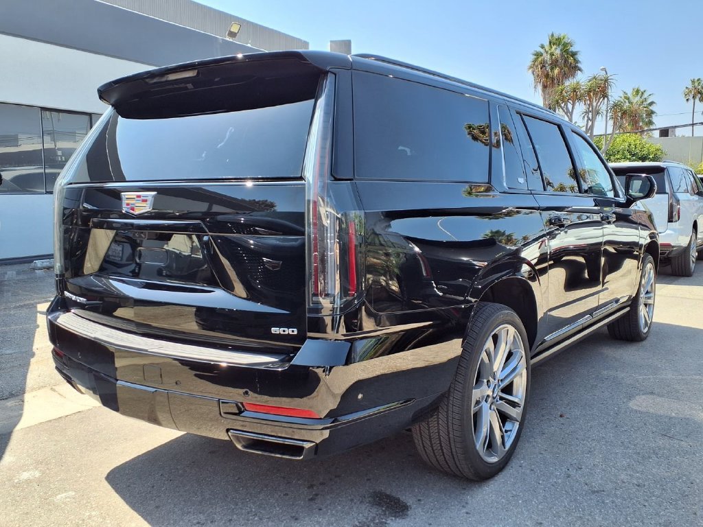 2026 Cadillac Escalade ESV Sport - Photo 7