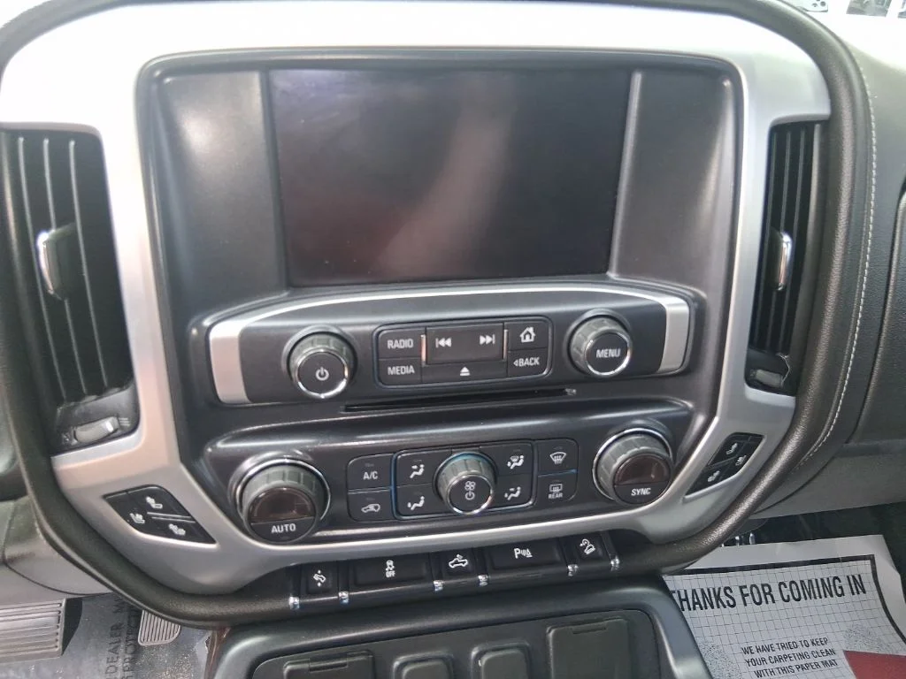 Used 2018 Black GMC SLT image 10
