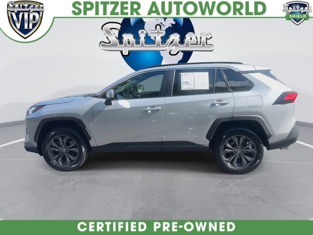Certified Used 2024 Silver Toyota XLE Premium image 5