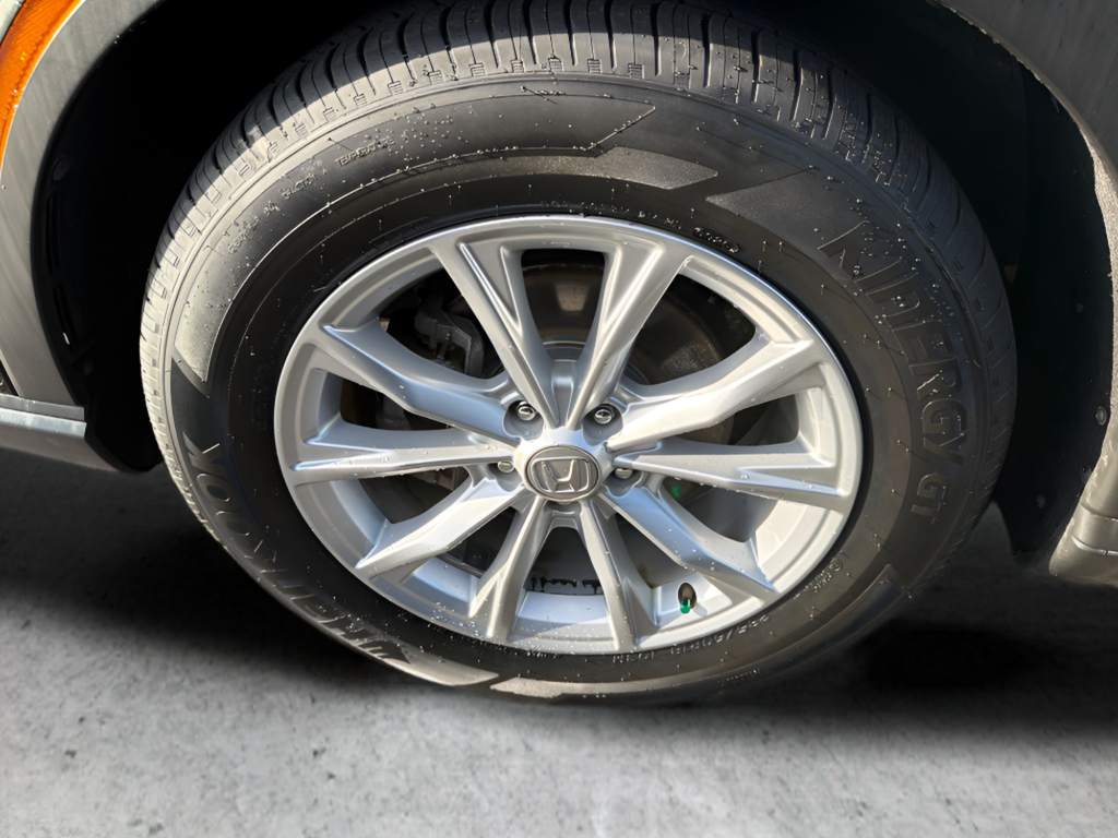 Used 2023  Honda EX-L image 18
