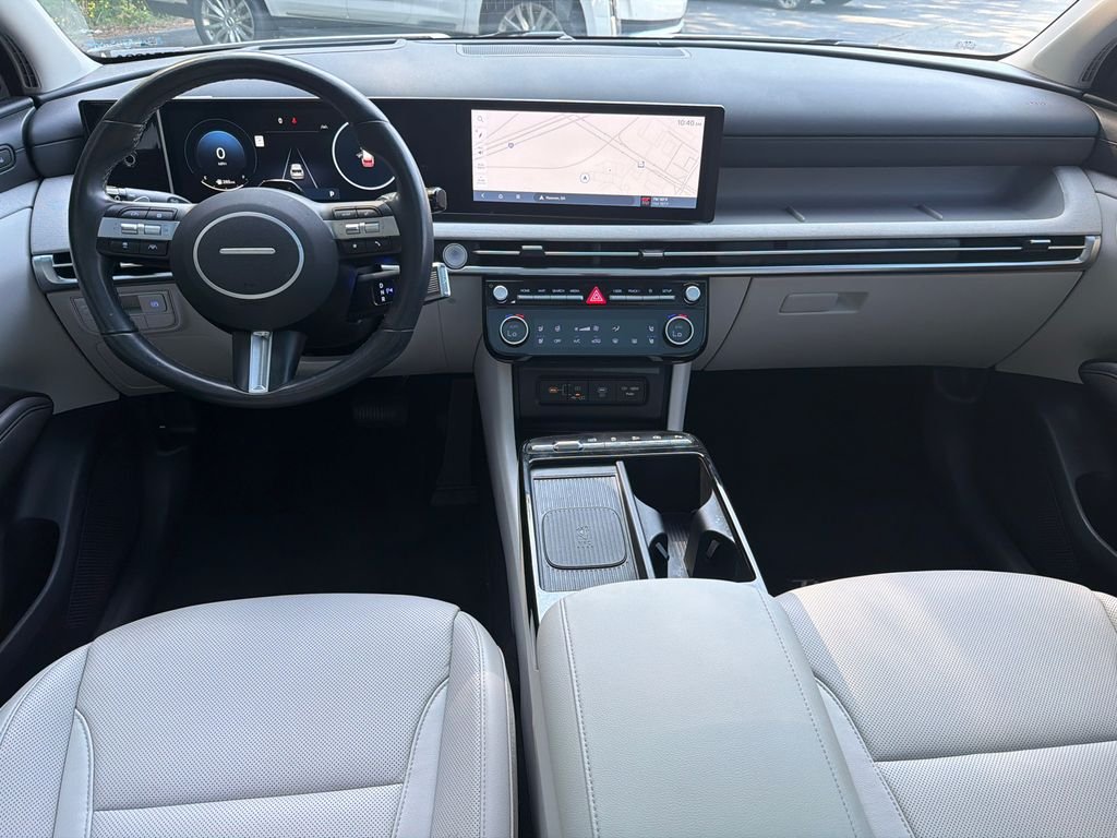 Used 2025 White Hyundai Limited image 23