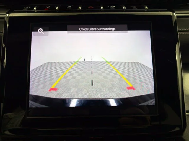 Used 2021 Black Jeep Altitude image 21