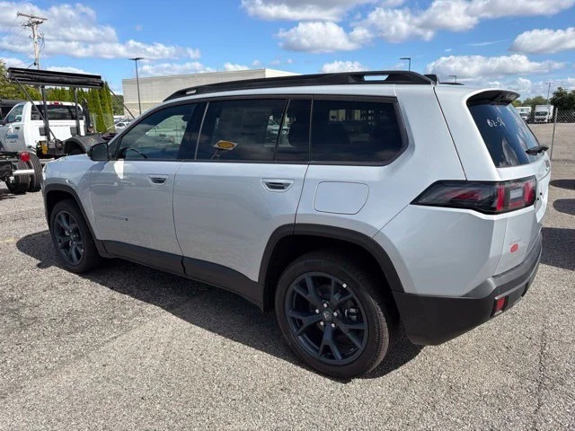 New 2026 Silver Jeep  image 5