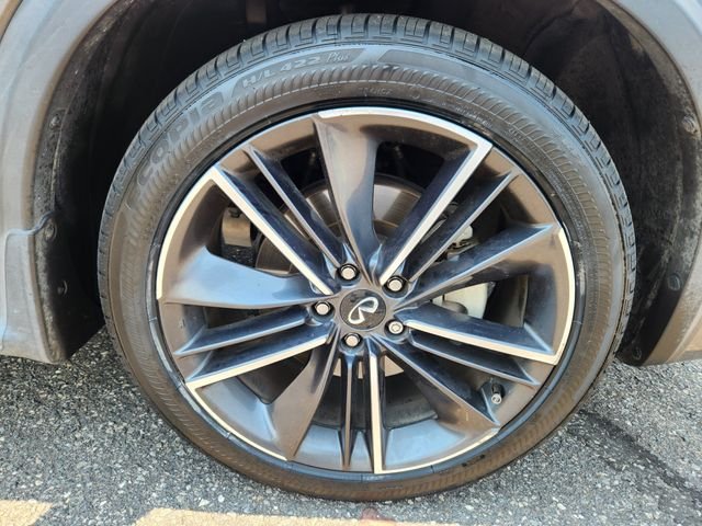 Used 2022 Gray INFINITI ESSENTIAL image 23