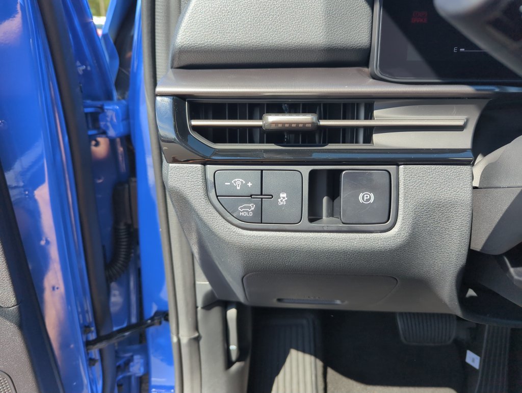New 2027 Nebular Blue Kia EX image 20