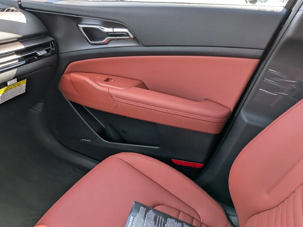 New 2027 Fusion Black Kia SX-Prestige image 39